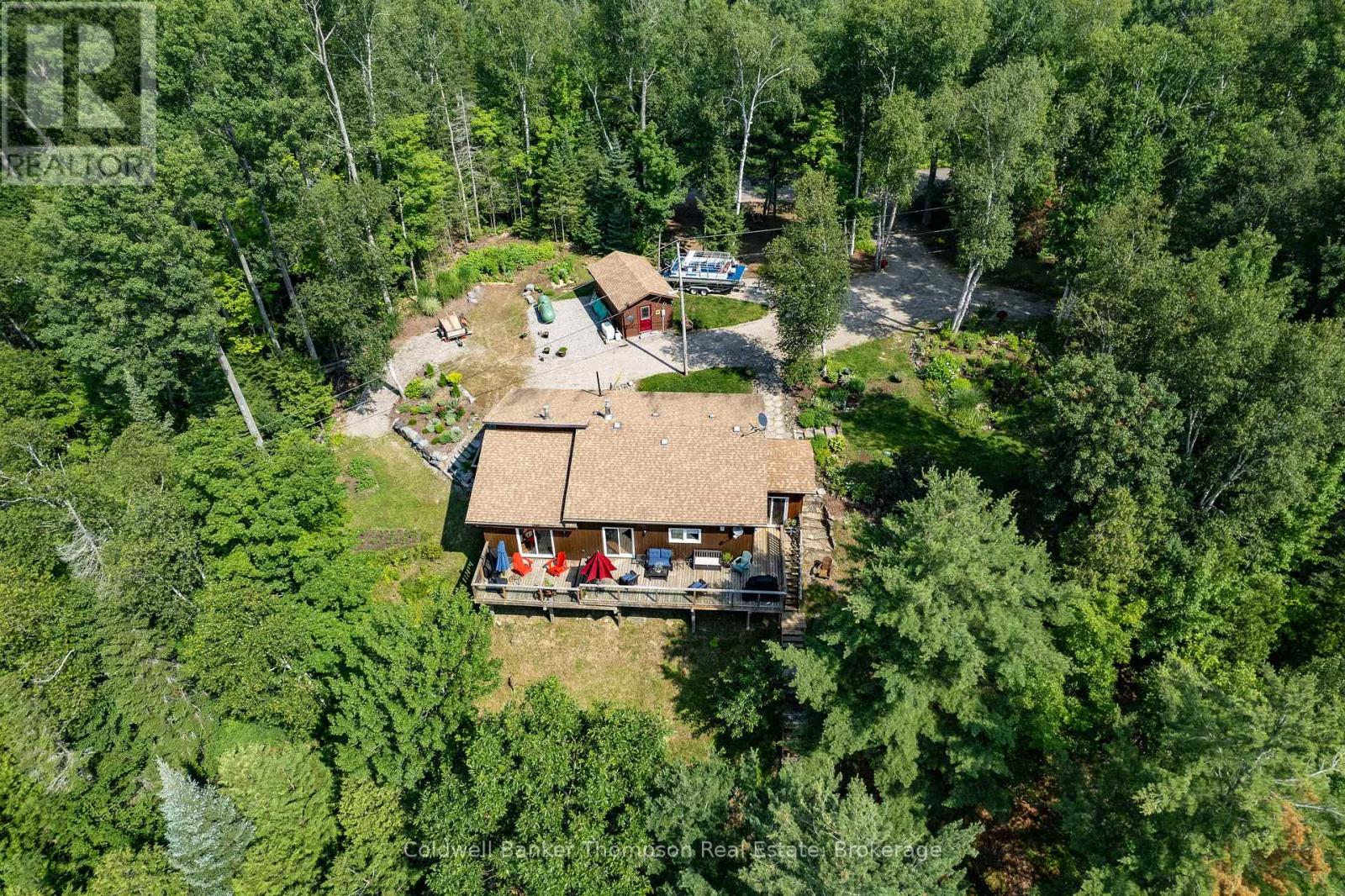 199 Almaguin Drive, Mcmurrich/monteith, Ontario  P0A 1Y0 - Photo 2 - X12091593