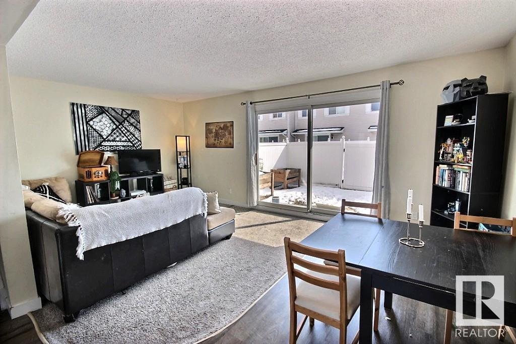 Property at 11372 139 AV NW image 1