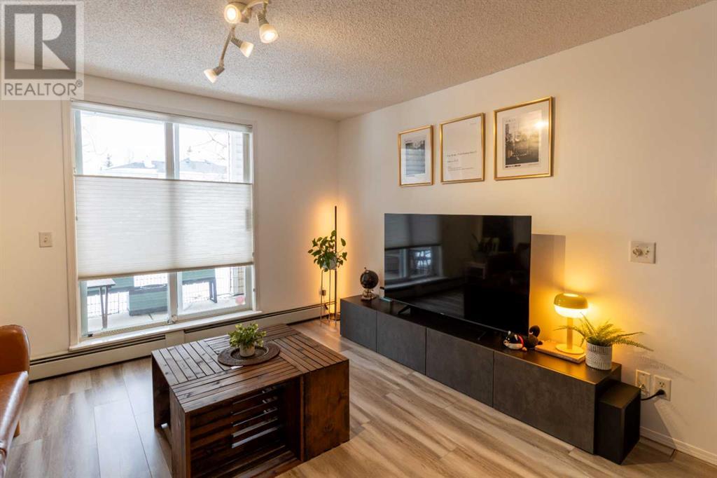 104, 9 Country Village Bay Ne, Calgary, Alberta  T3K 5J8 - Photo 7 - A2207821