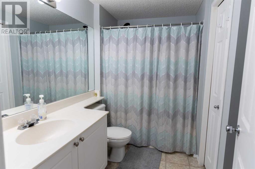 104, 9 Country Village Bay Ne, Calgary, Alberta  T3K 5J8 - Photo 30 - A2207821