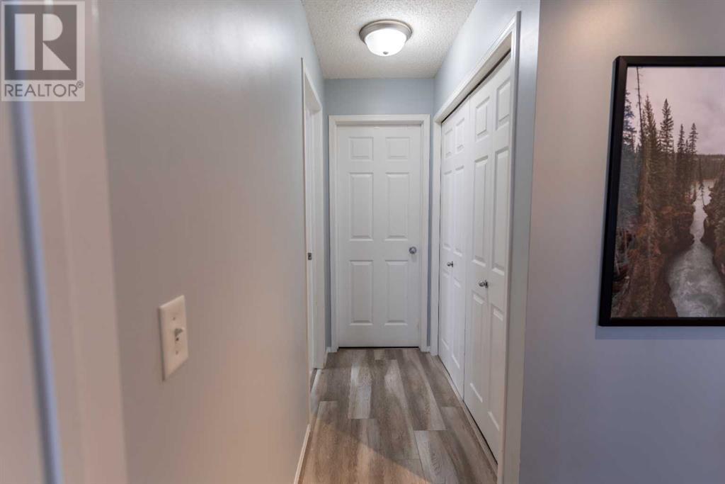 104, 9 Country Village Bay Ne, Calgary, Alberta  T3K 5J8 - Photo 19 - A2207821