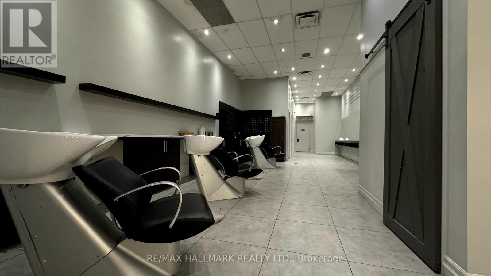 7 - 2 Allaura Boulevard E, Aurora, Ontario  L4G 3S5 - Photo 20 - N12091585