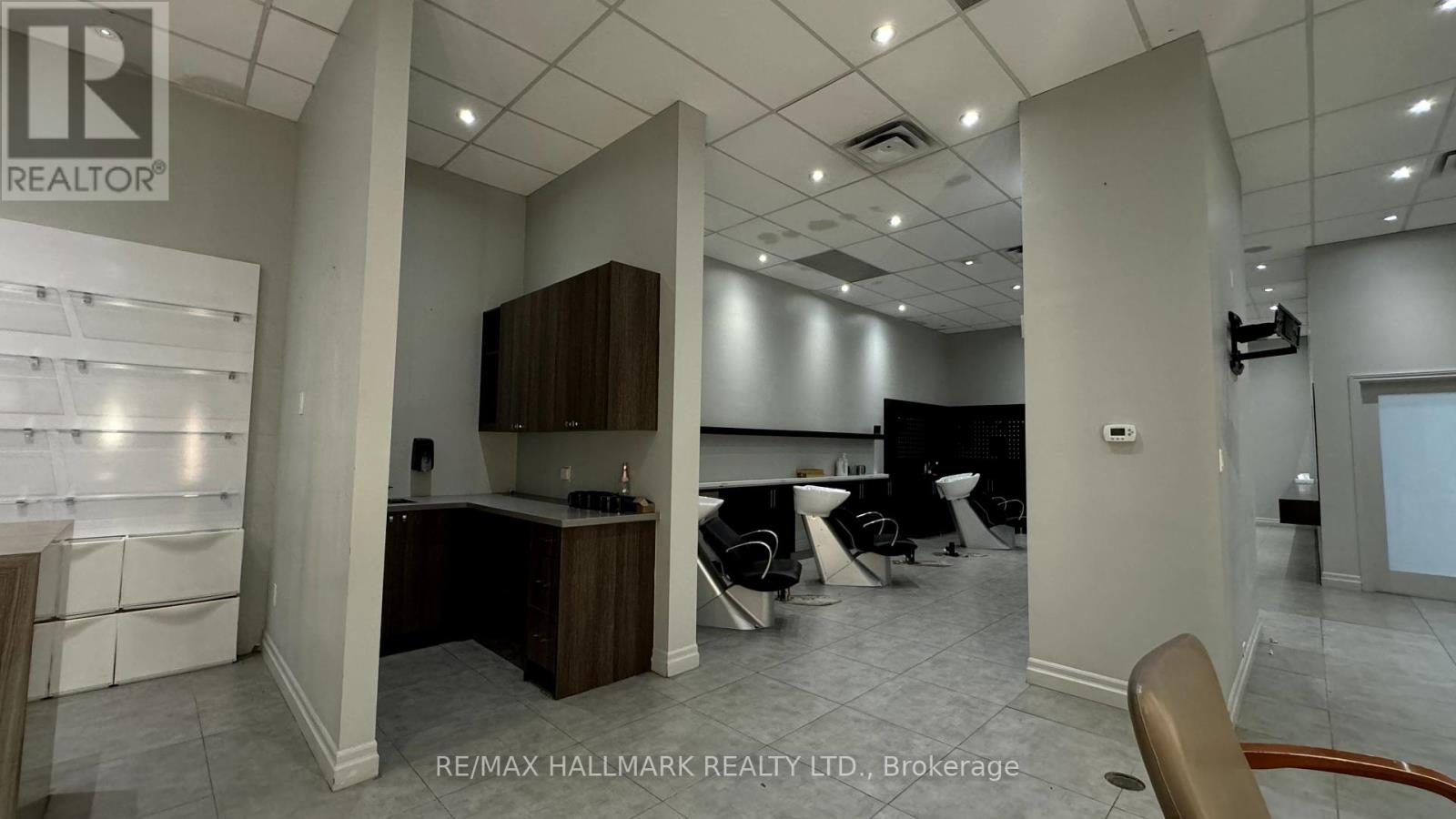 7 - 2 Allaura Boulevard E, Aurora, Ontario  L4G 3S5 - Photo 22 - N12091585