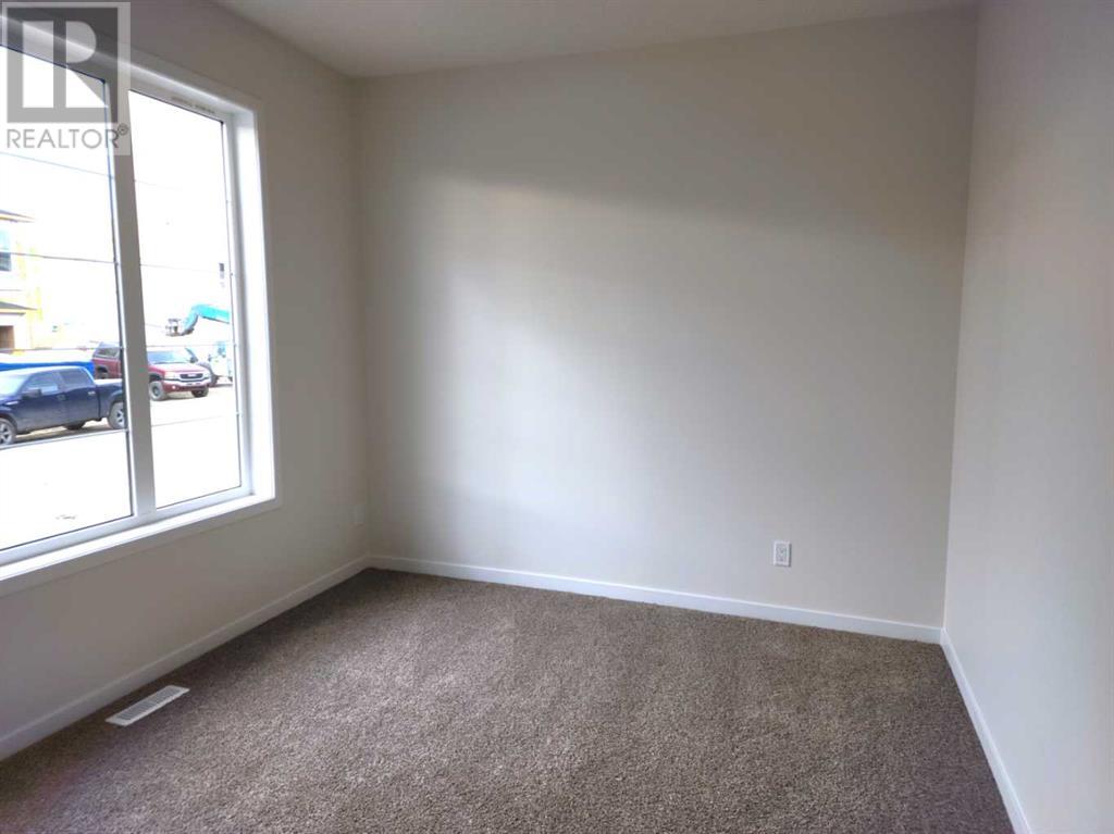 Property at 116 Setonstone Gardens SE image 4