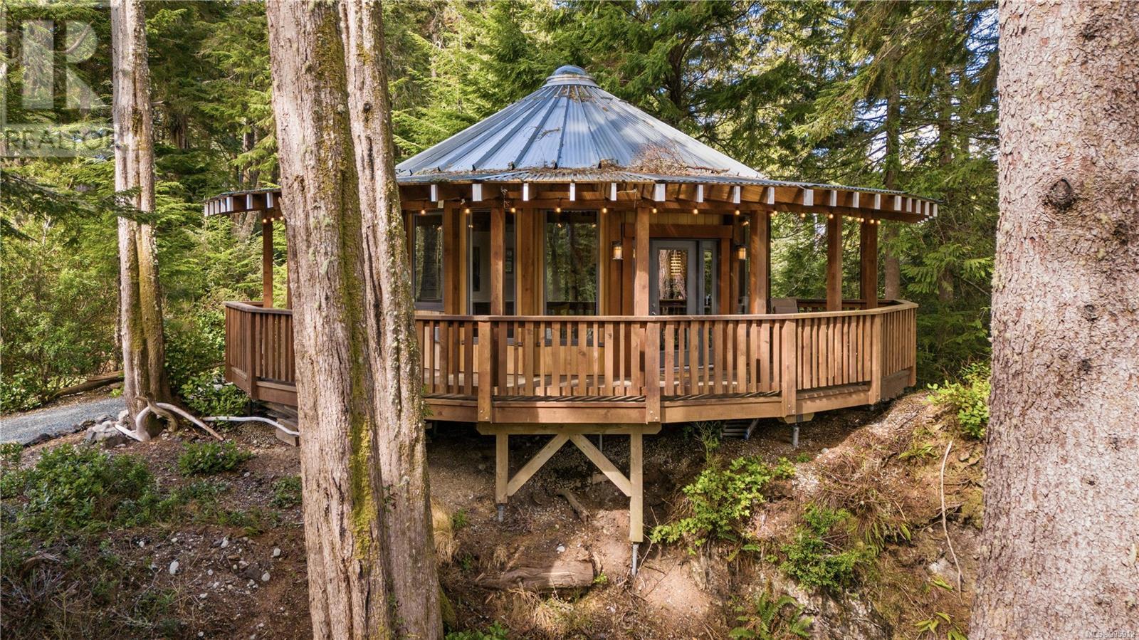 1 1015 Peninsula Rd, Ucluelet, British Columbia  V0R 3A0 - Photo 22 - 995912