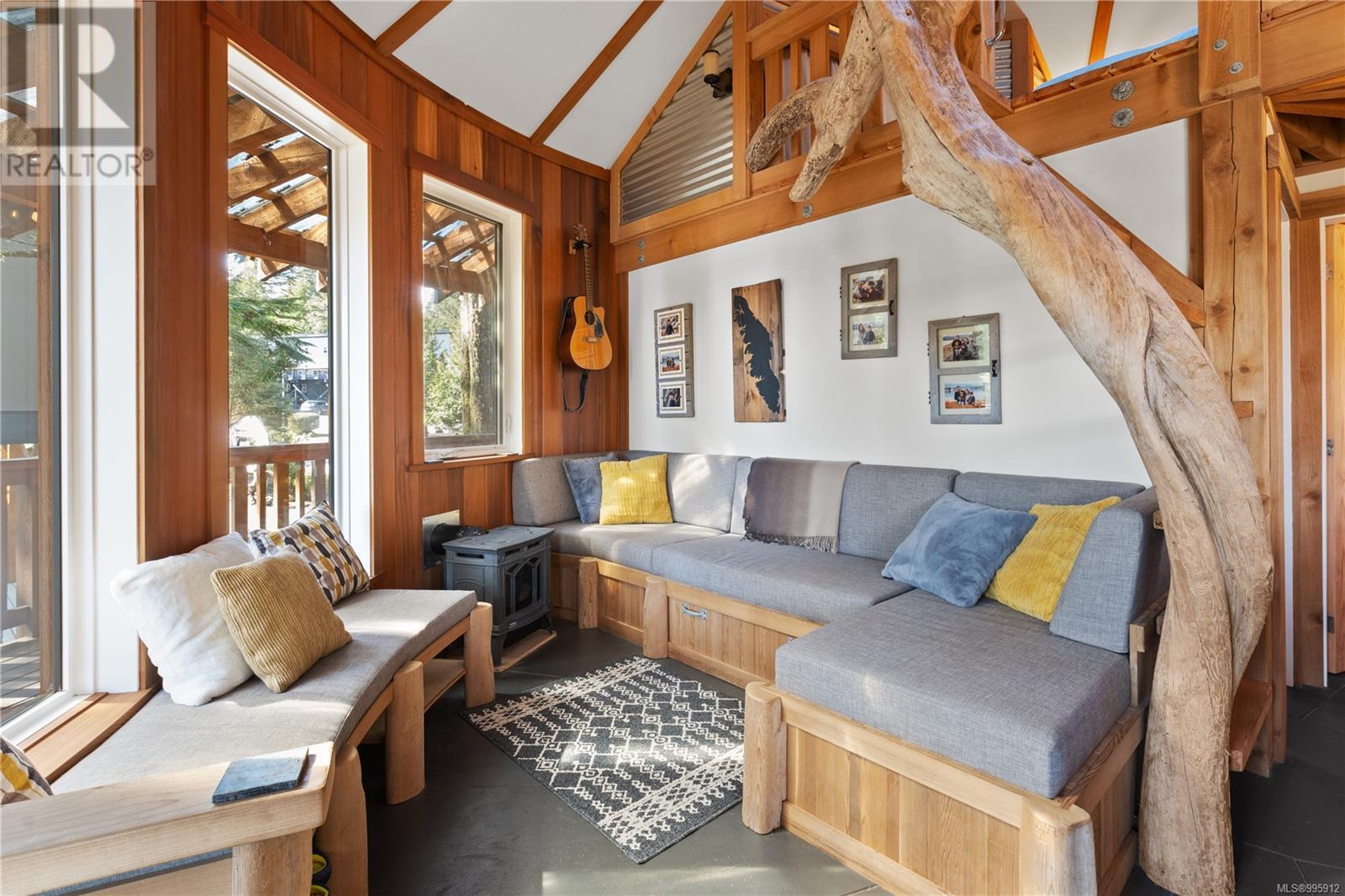 1 1015 Peninsula Rd, Ucluelet, British Columbia  V0R 3A0 - Photo 4 - 995912