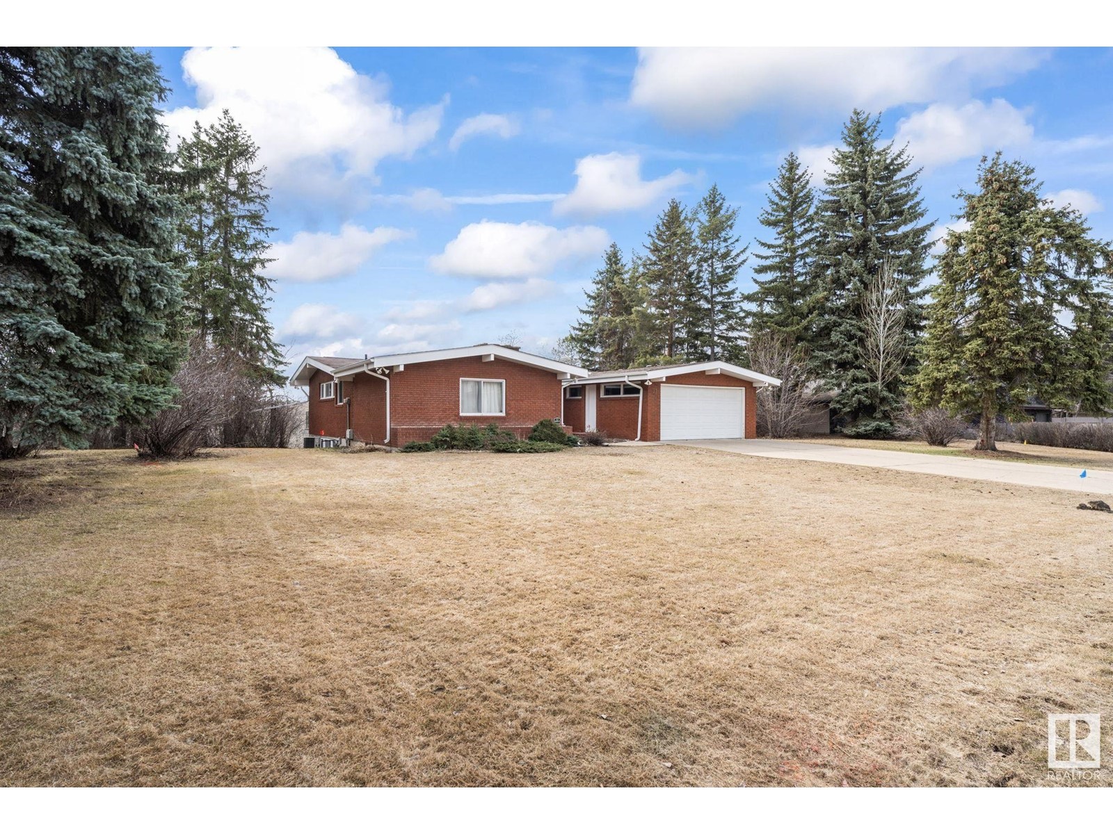 Property at 71 WESTBROOK DR NW image 3