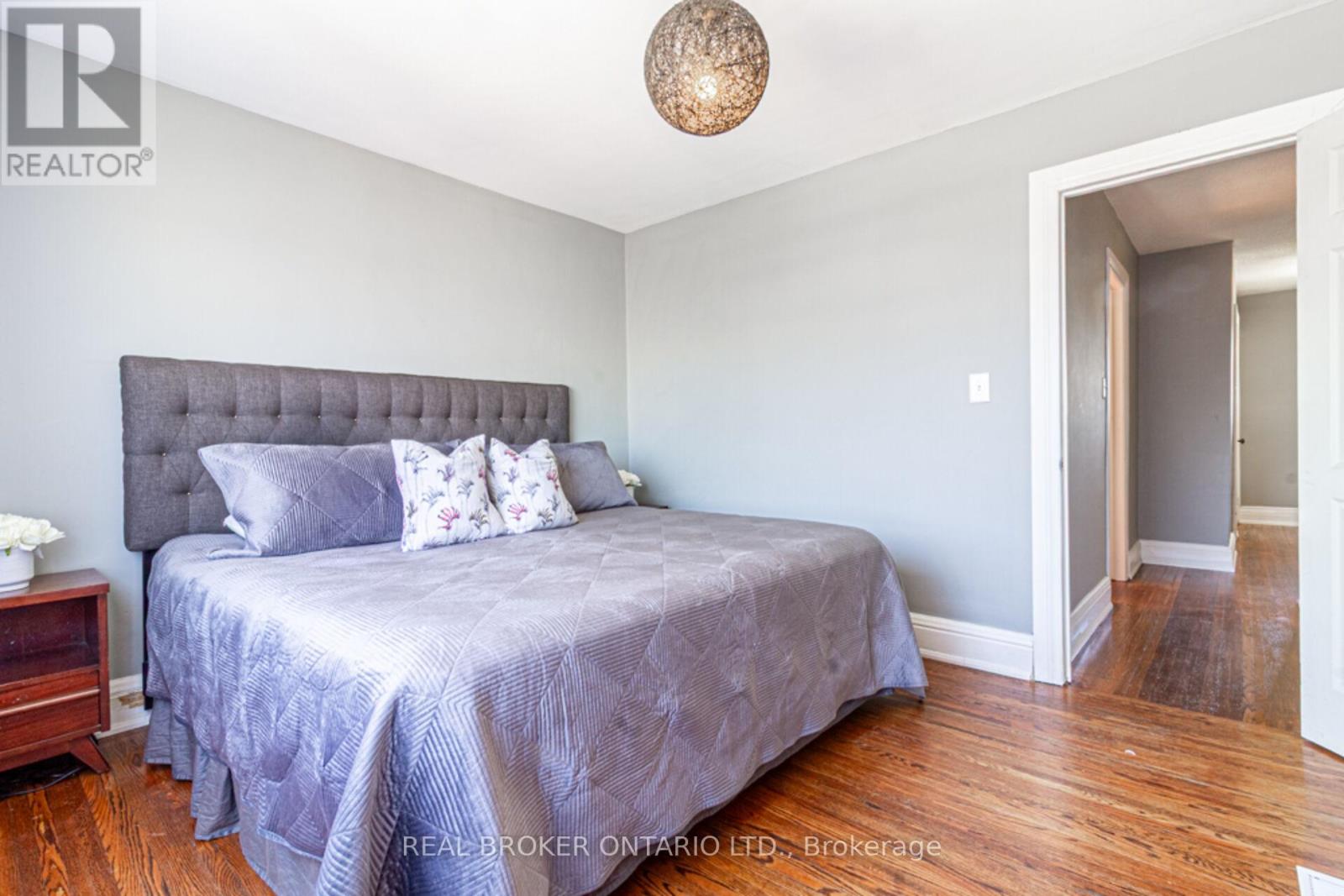 165 Leinster Avenue N, Hamilton, Ontario  L8L 6Y1 - Photo 23 - X12091601