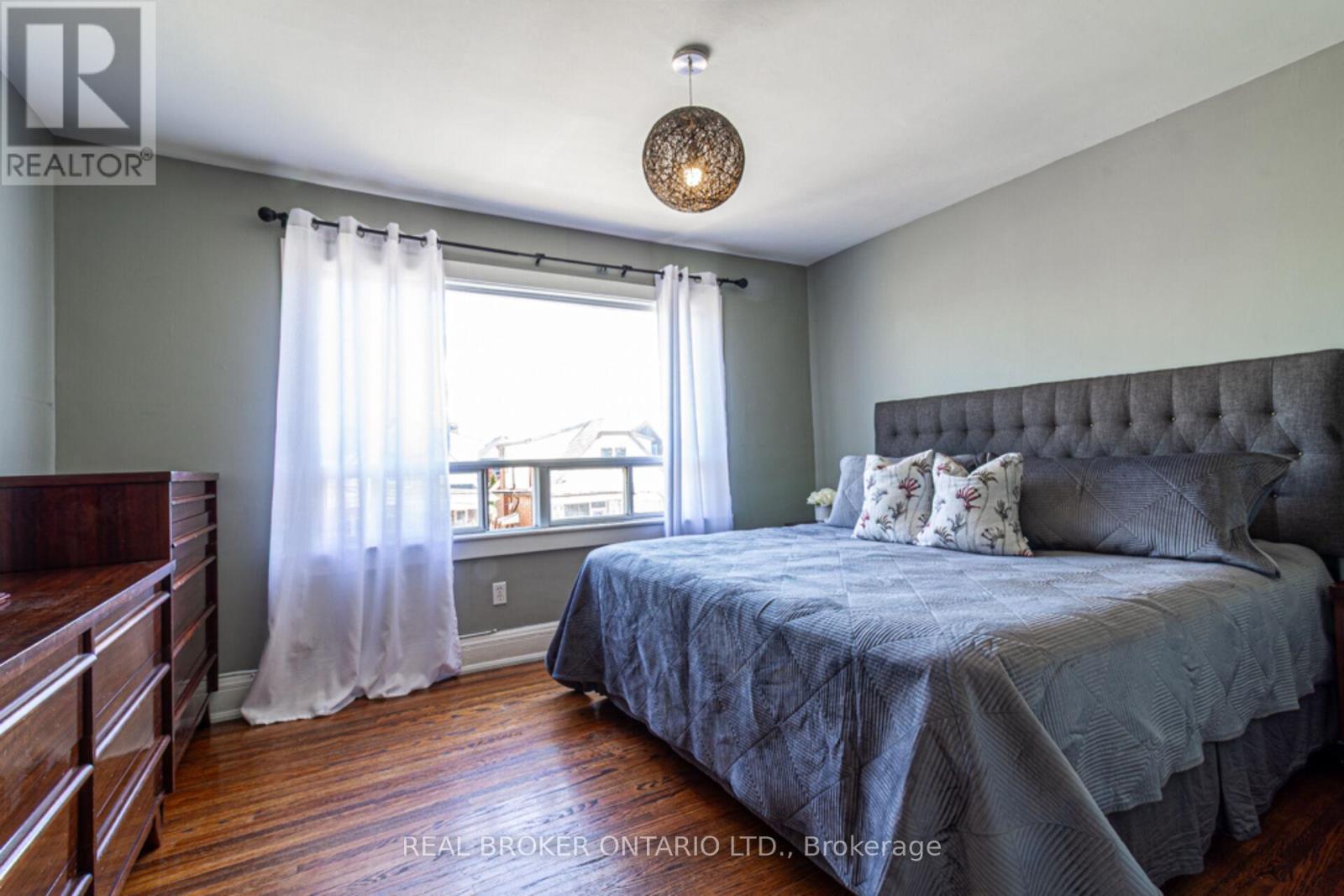 165 Leinster Avenue N, Hamilton, Ontario  L8L 6Y1 - Photo 24 - X12091601