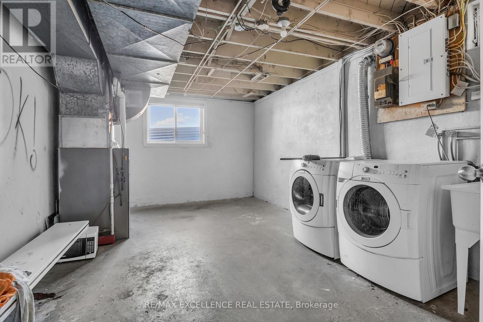 234 Erb Street, Waterloo, Ontario  N2J 1M8 - Photo 11 - X12091619