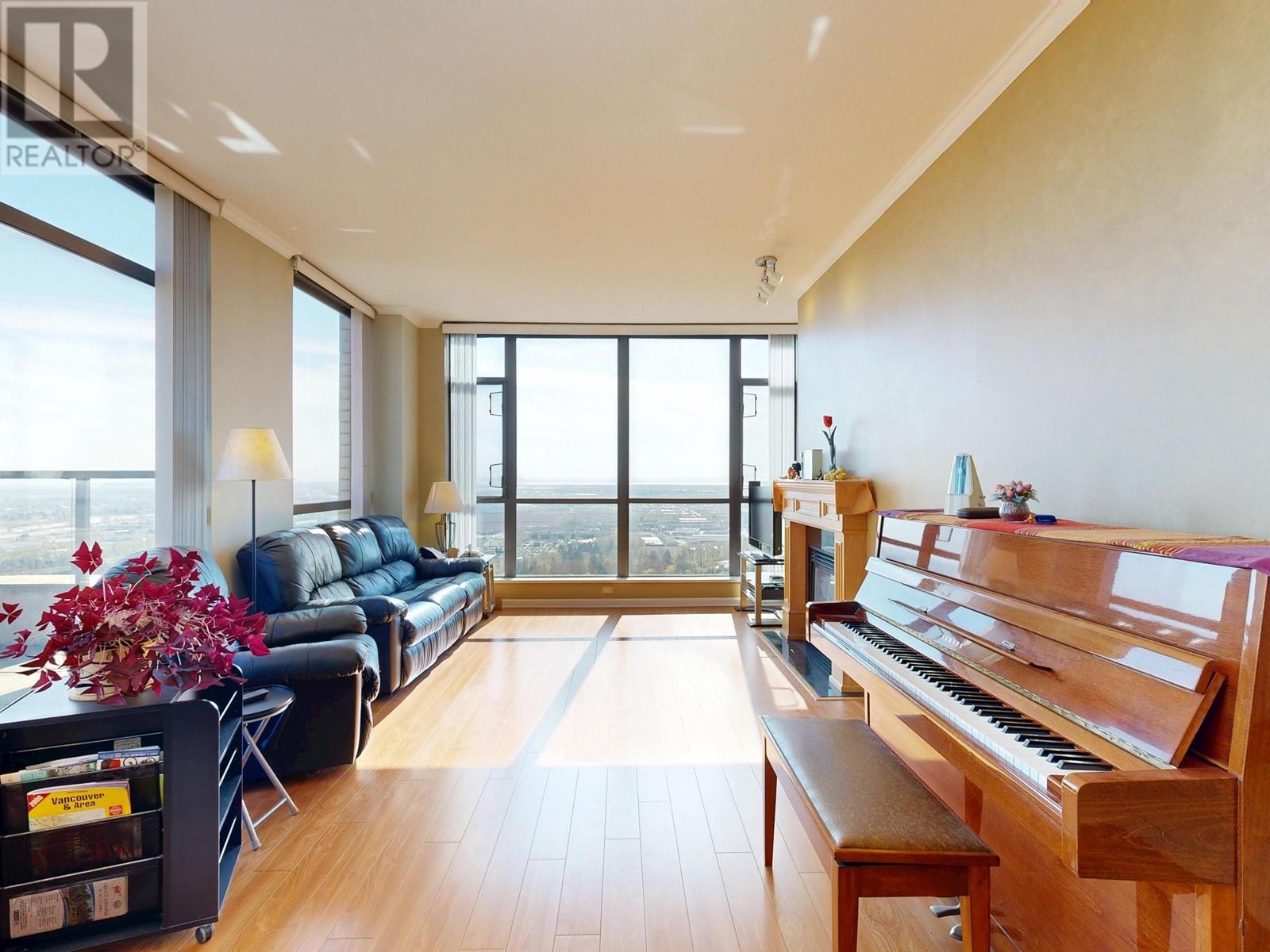 Property at 2101 7388 SANDBORNE AVENUE image 1