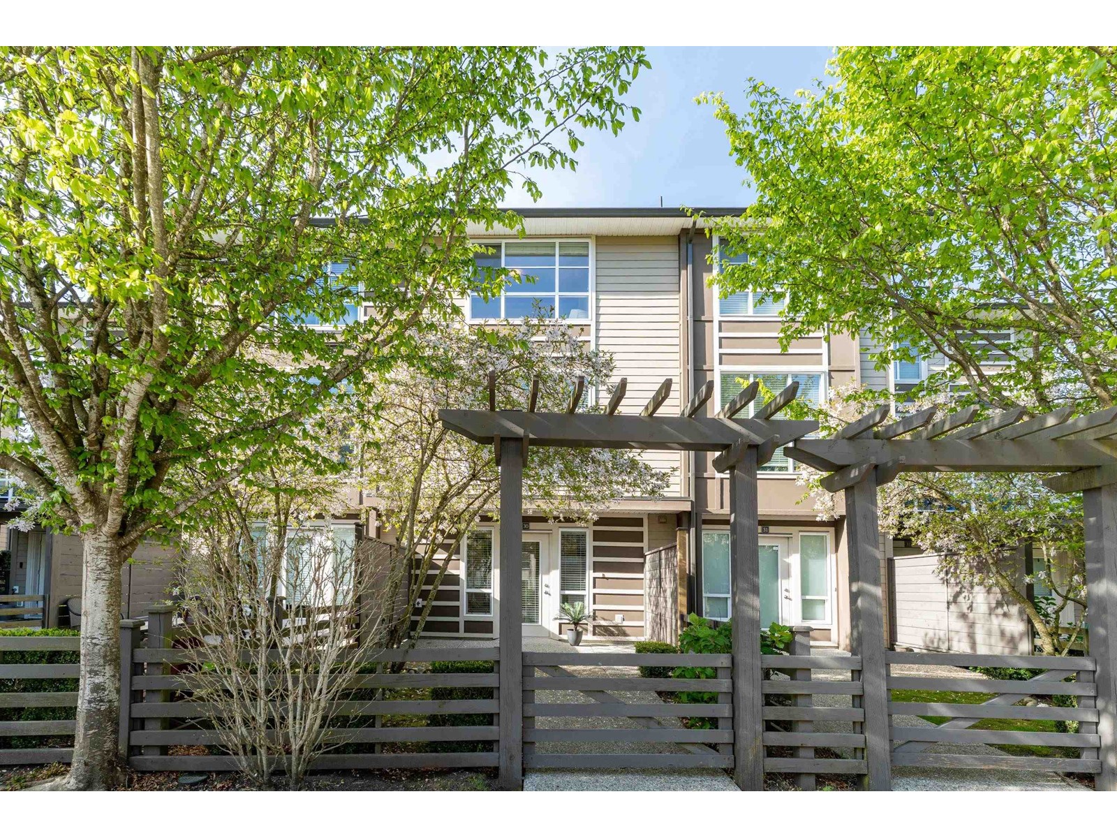 30 15405 31 Avenue, Surrey, British Columbia  V3Z 2W5 - Photo 2 - R2991504