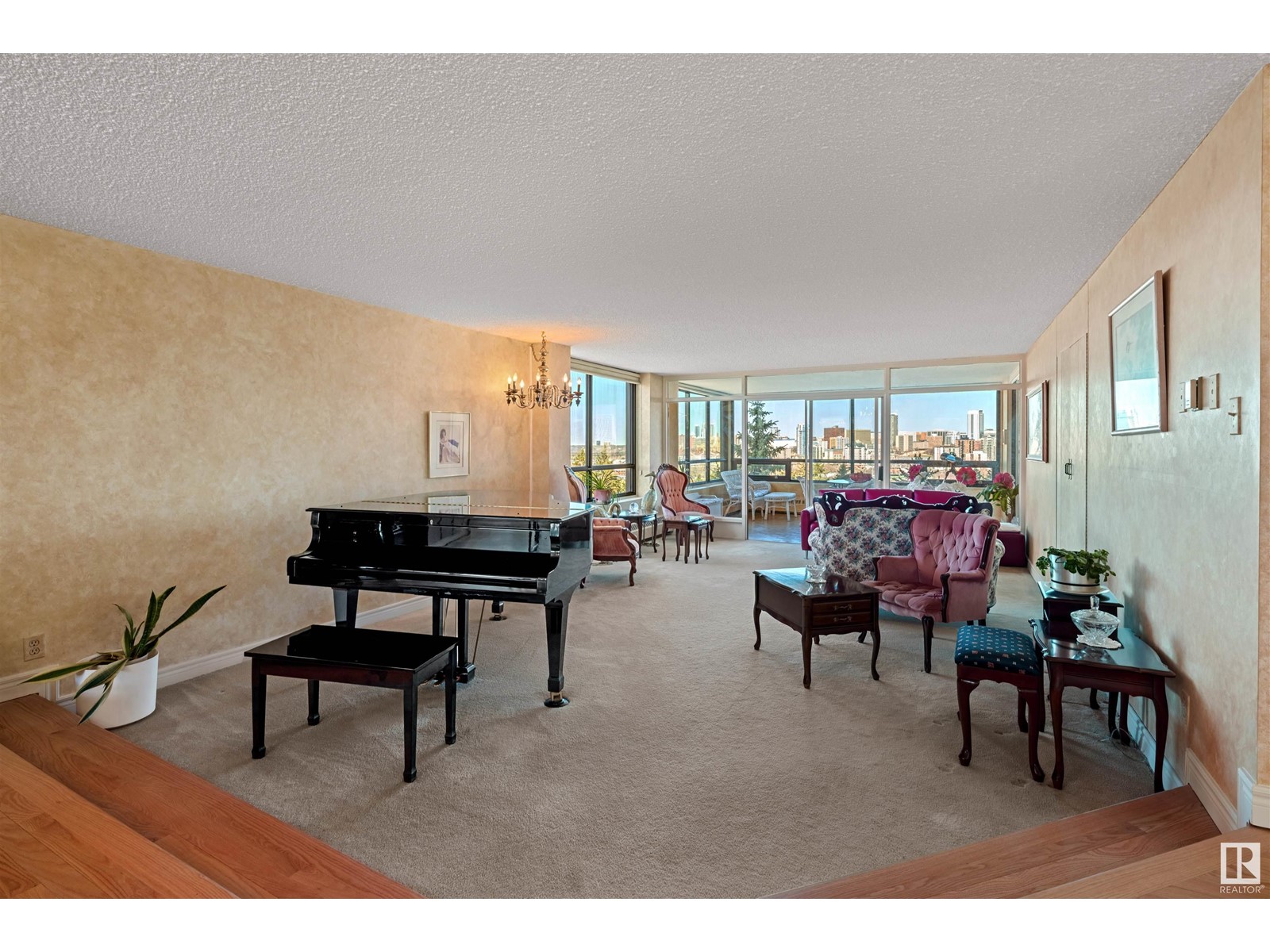 Property at #403 9929 SASKATCHEWAN DR NW image 4