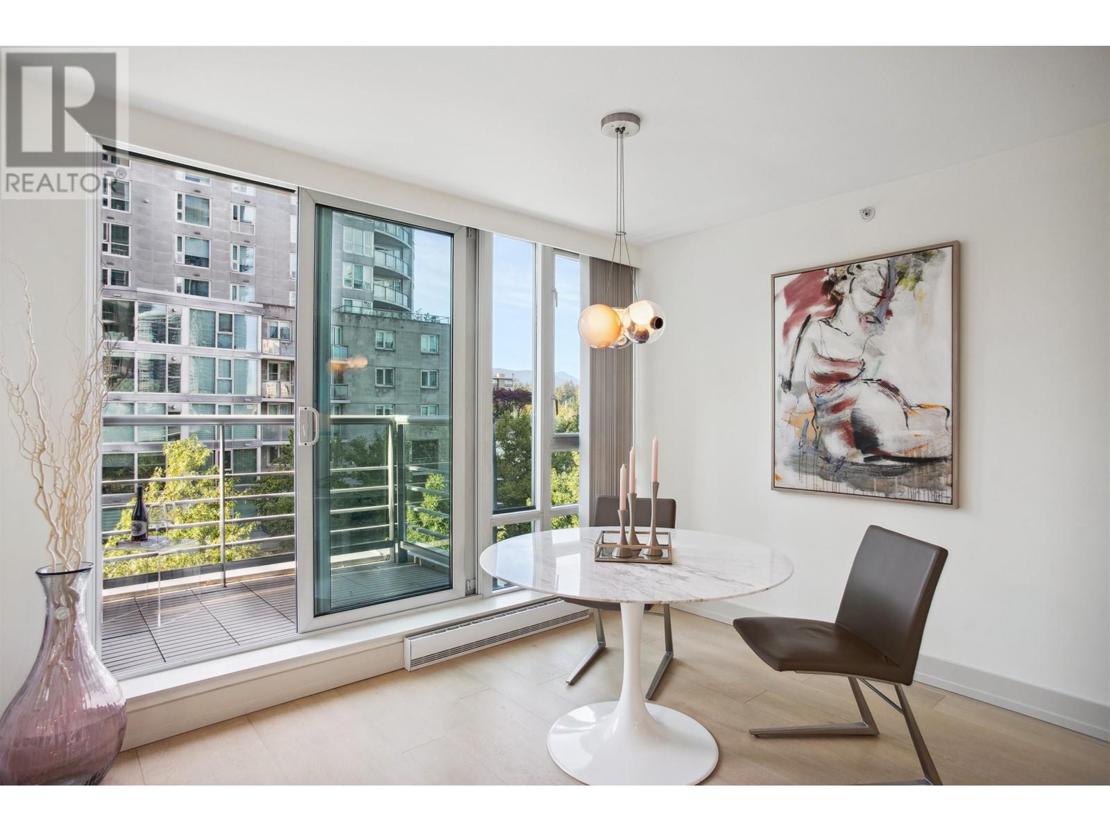 Listing Picture 17 of 38 : 408 590 NICOLA STREET, Vancouver / 溫哥華 - 魯藝地產 Yvonne Lu Group - MLS Medallion Club Member