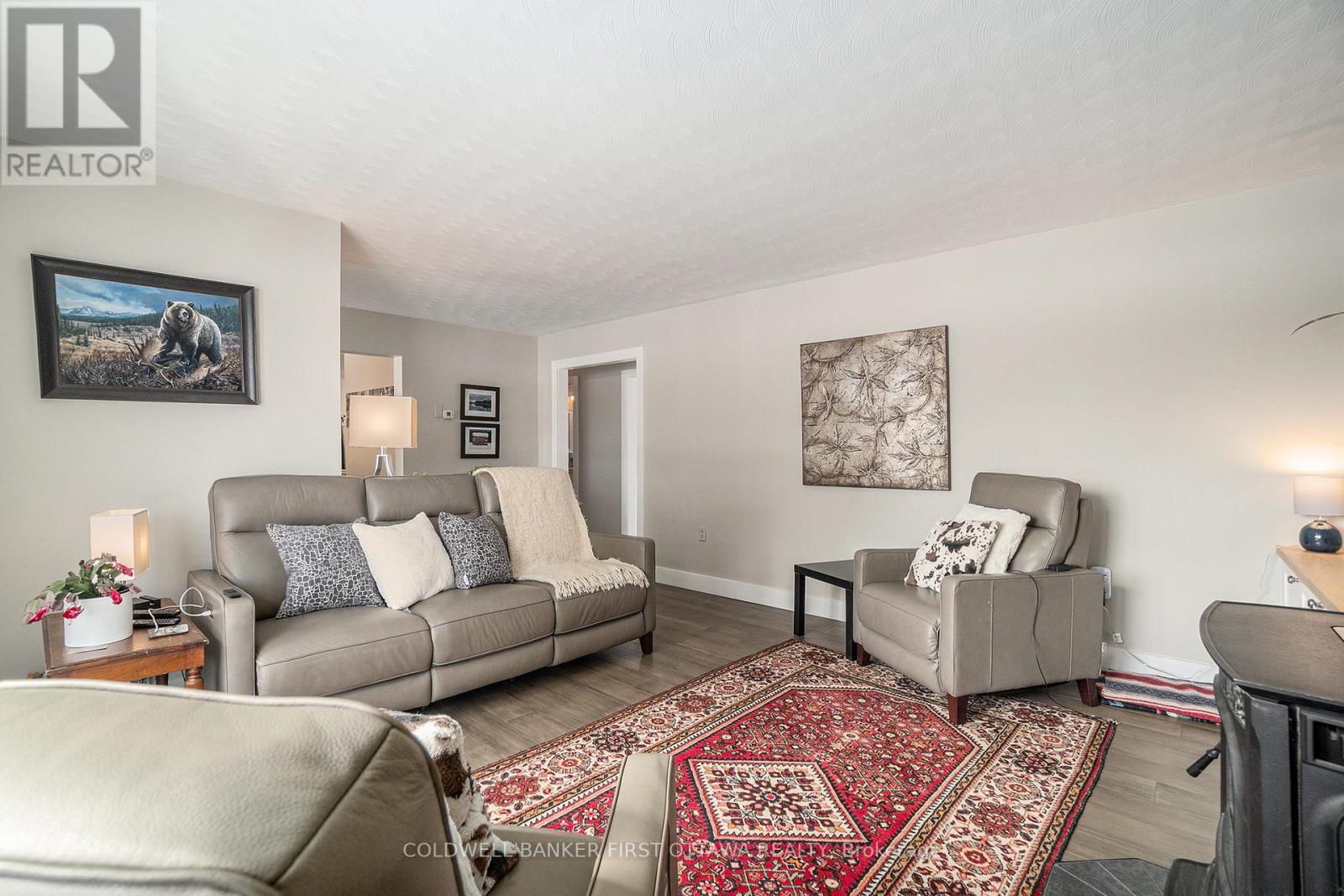 3820 Scotch Line, Tay Valley, Ontario  K7H 3C5 - Photo 10 - X12013351