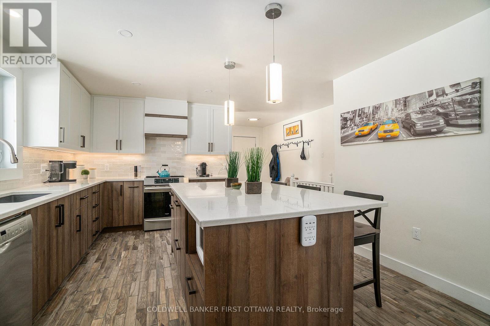 3820 Scotch Line, Tay Valley, Ontario  K7H 3C5 - Photo 6 - X12013351