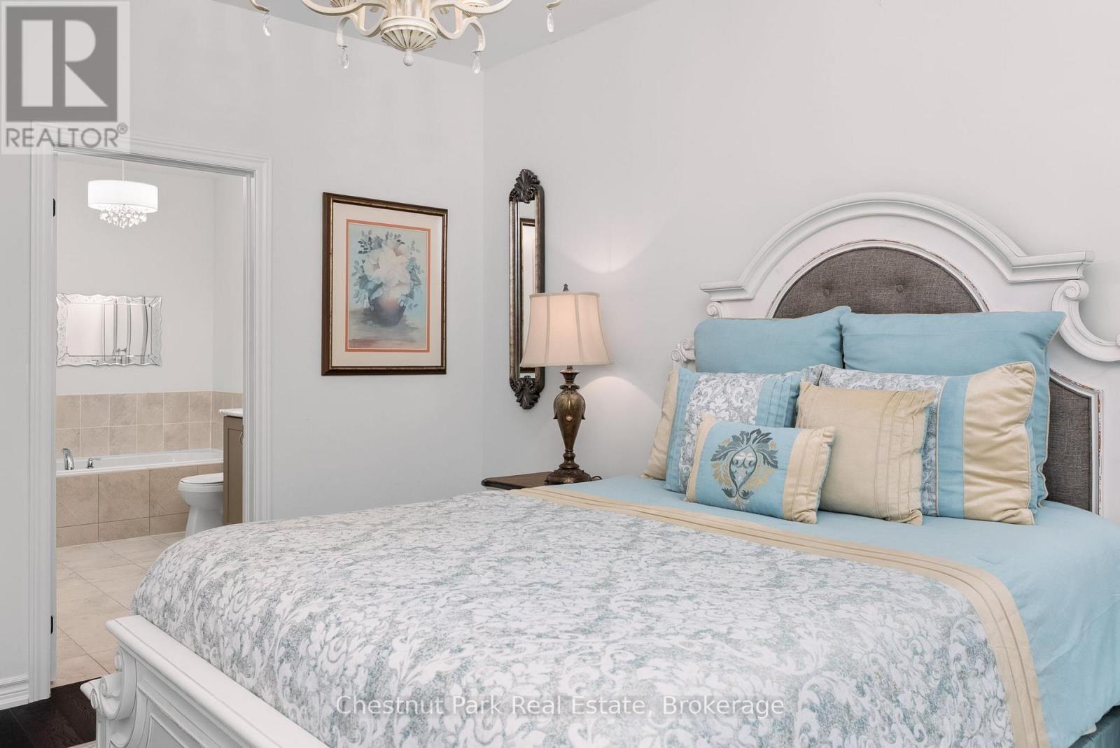 25 Durham Road, Bracebridge, Ontario  P1L 0B7 - Photo 25 - X12091633