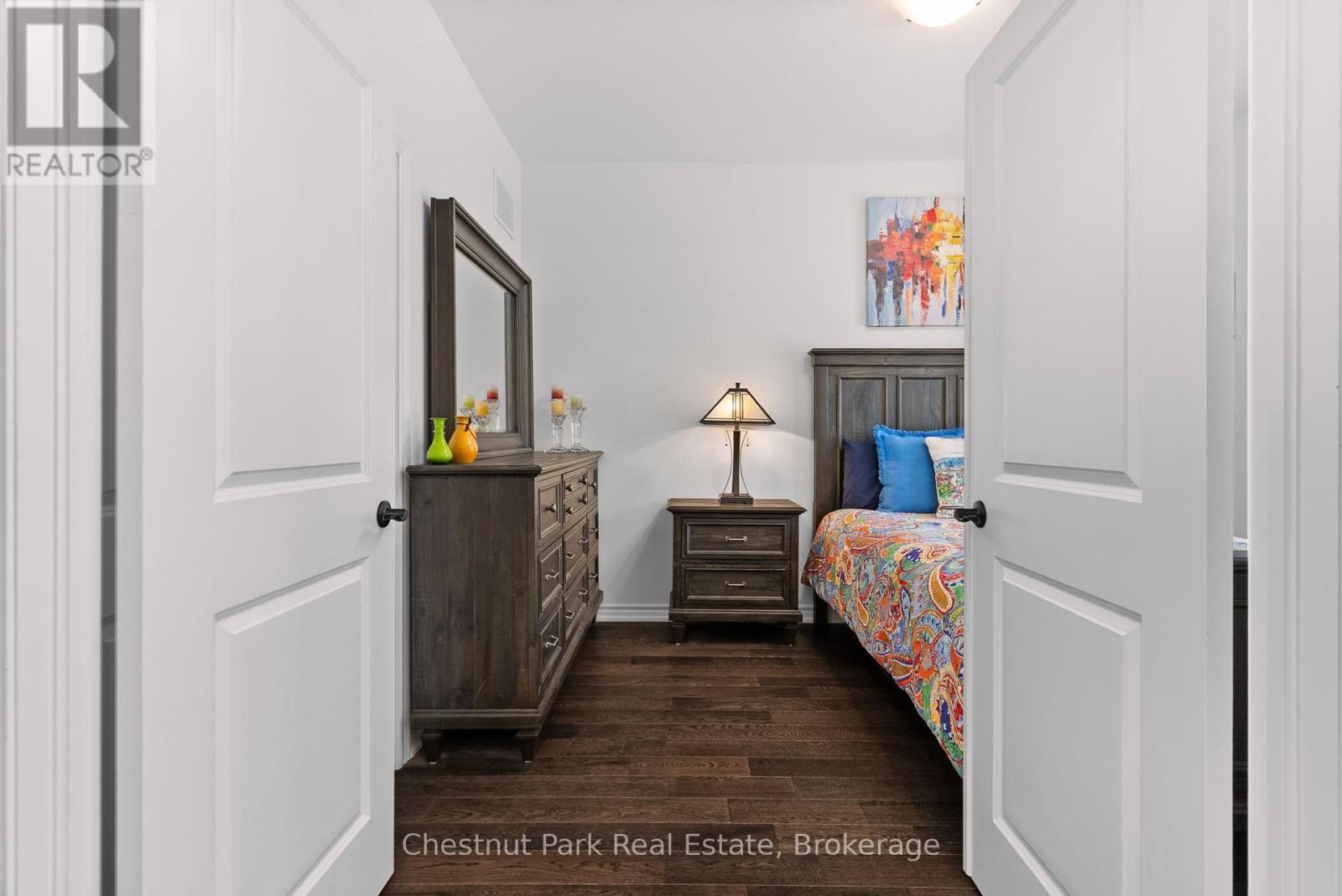 25 Durham Road, Bracebridge, Ontario  P1L 0B7 - Photo 4 - X12091633