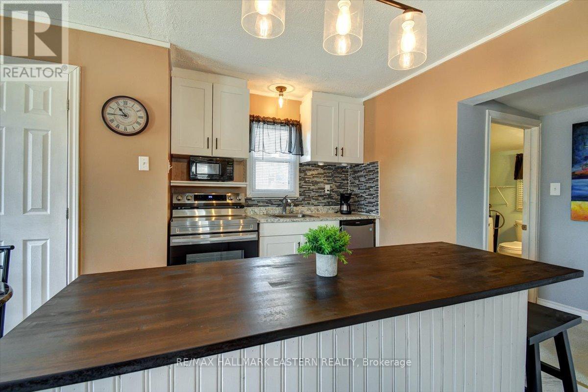 479 Minnie Avenue, Tweed, Ontario  K0K 3J0 - Photo 13 - X12091643
