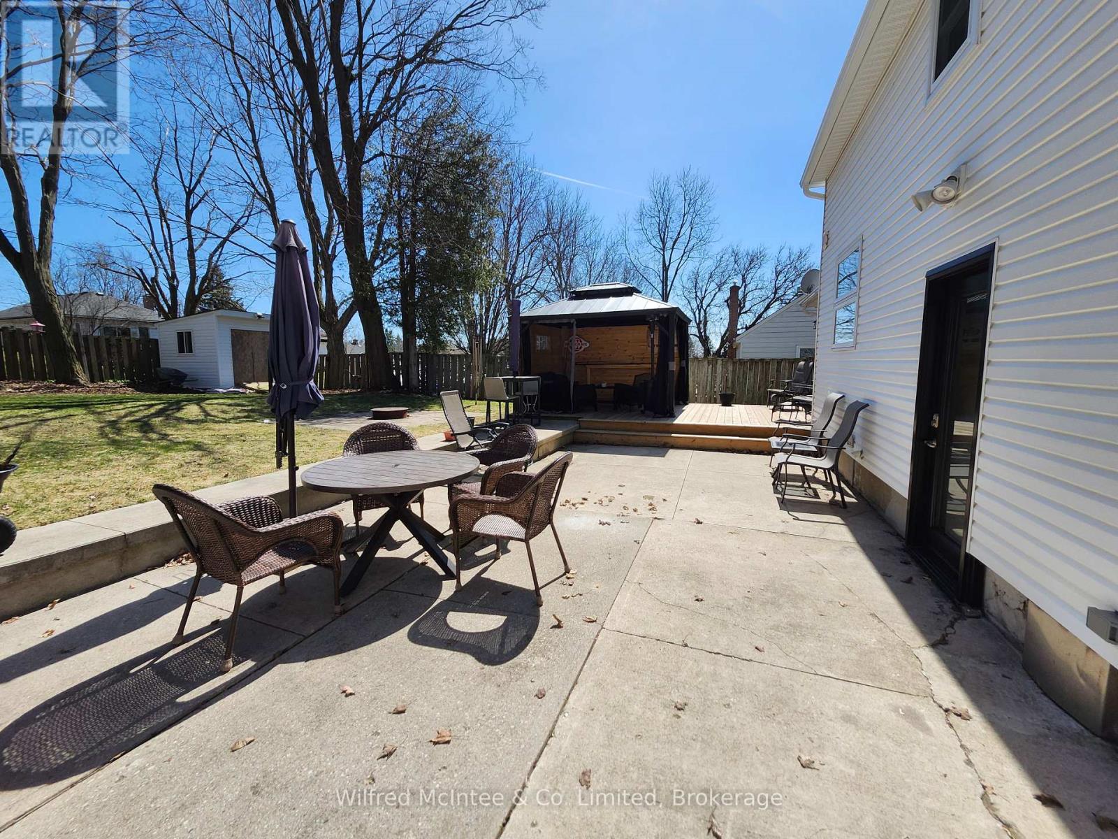 135 Catherine Street, North Huron, Ontario  N0G 2W0 - Photo 28 - X12091653