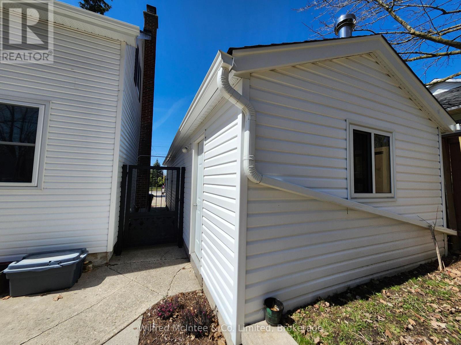 135 Catherine Street, North Huron, Ontario  N0G 2W0 - Photo 29 - X12091653