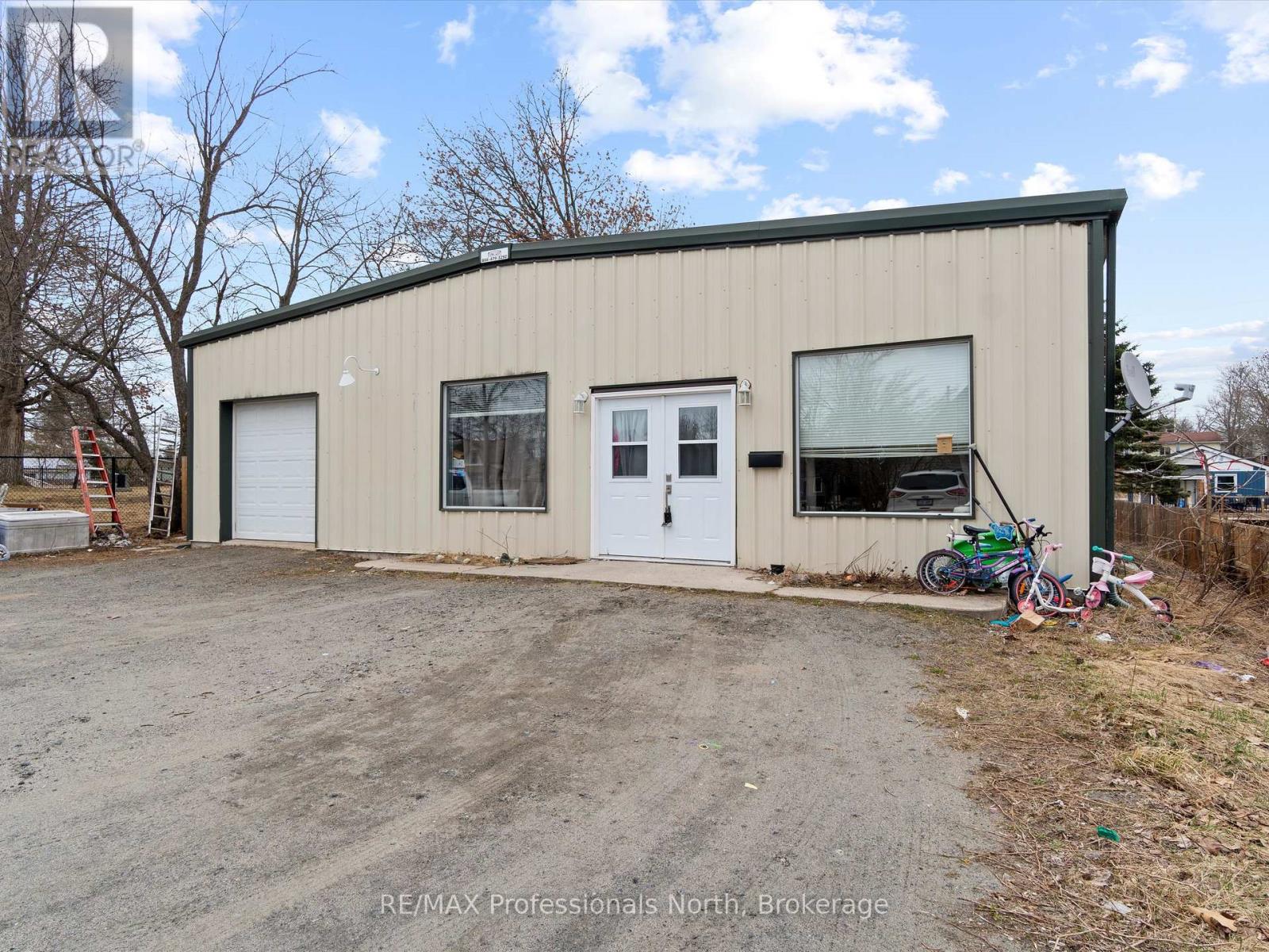 Property at 950 MUSKOKA ROAD S image 3