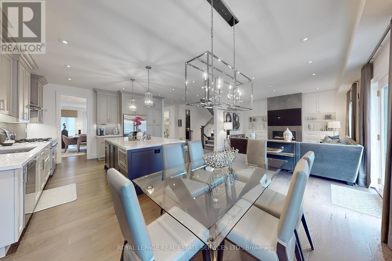 696 Glengrove Avenue, Toronto, Ontario  M6B 3J7 - Photo 13 - C12091042