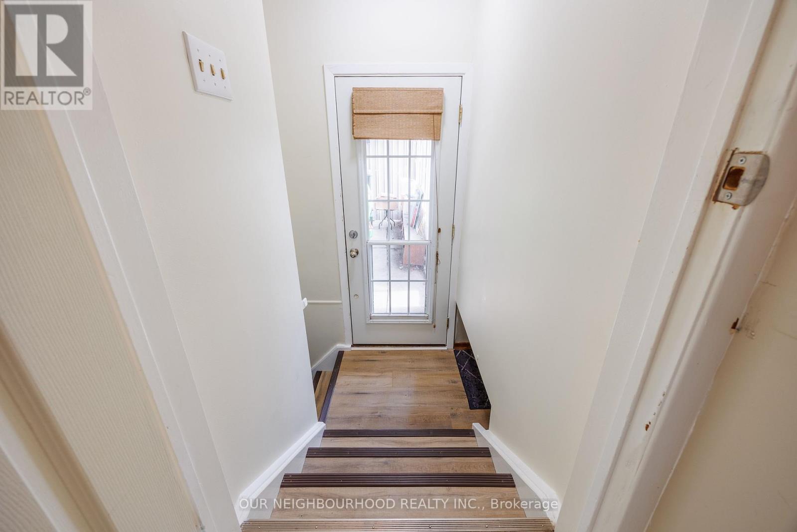 5941 Brooks Crescent, Niagara Falls, Ontario  L2J 1N4 - Photo 17 - X12091646
