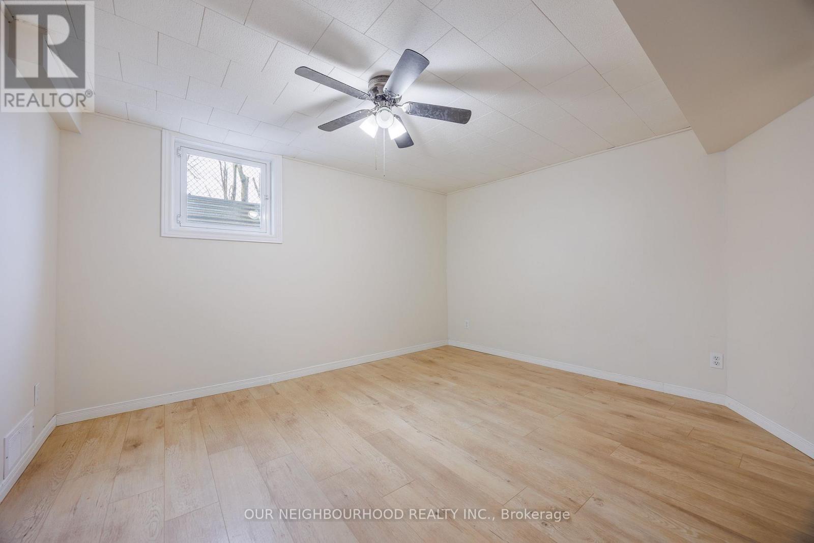 5941 Brooks Crescent, Niagara Falls, Ontario  L2J 1N4 - Photo 25 - X12091646