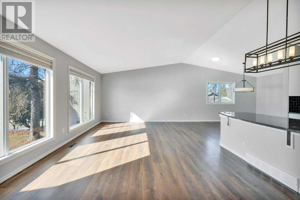 Property at 7 Goodacre Close image 5