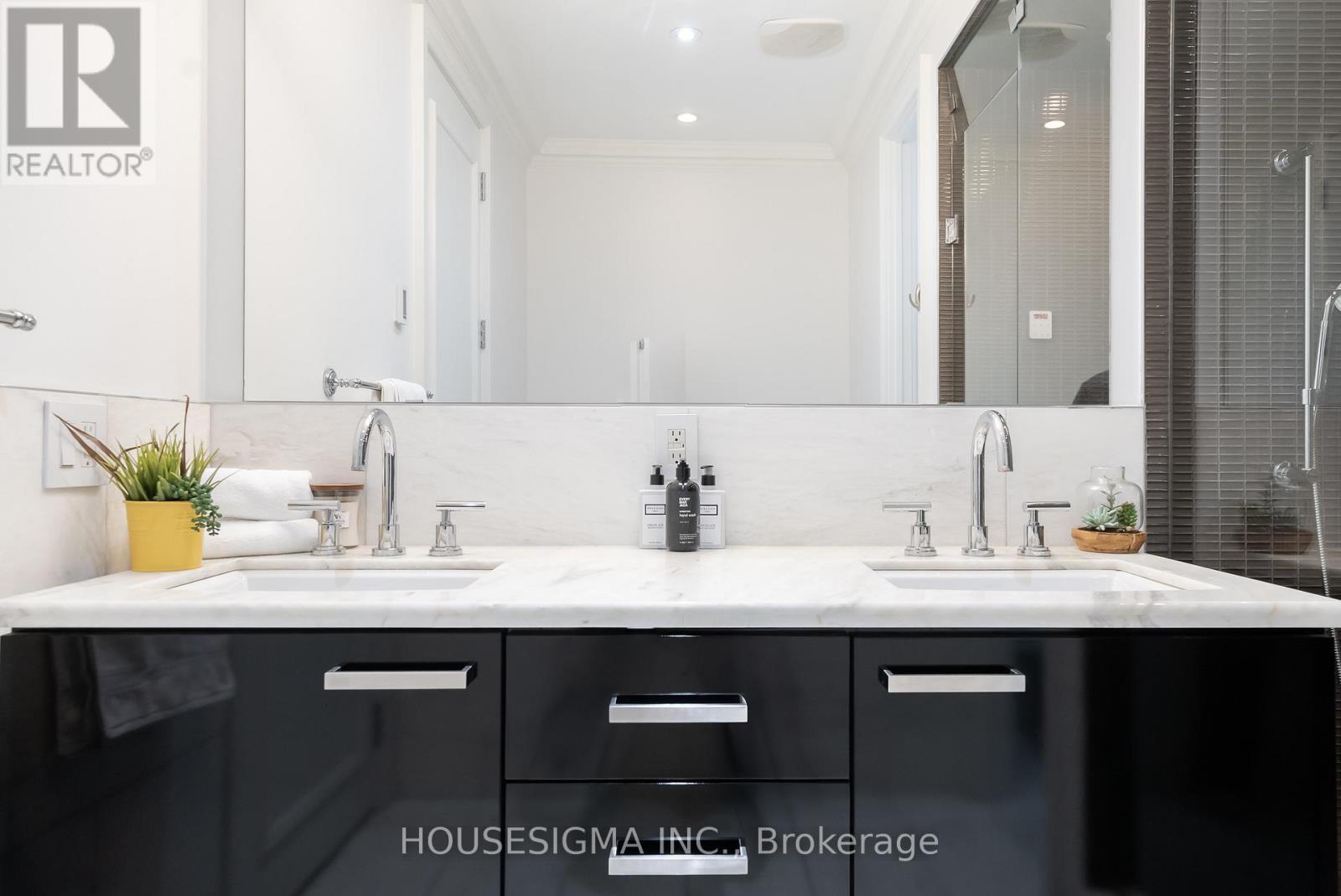 4203 - 311 Bay Street, Toronto, Ontario  M5H 4G5 - Photo 16 - C12091675