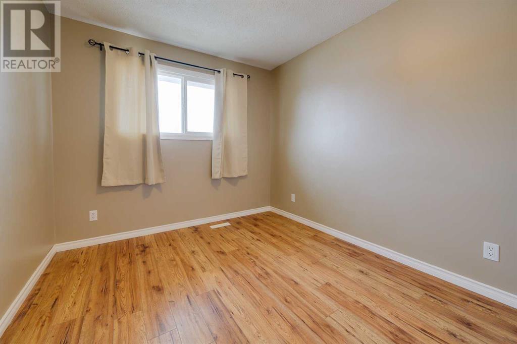 5306 36a Street, Innisfail, Alberta  T4G 1G6 - Photo 18 - A2201817