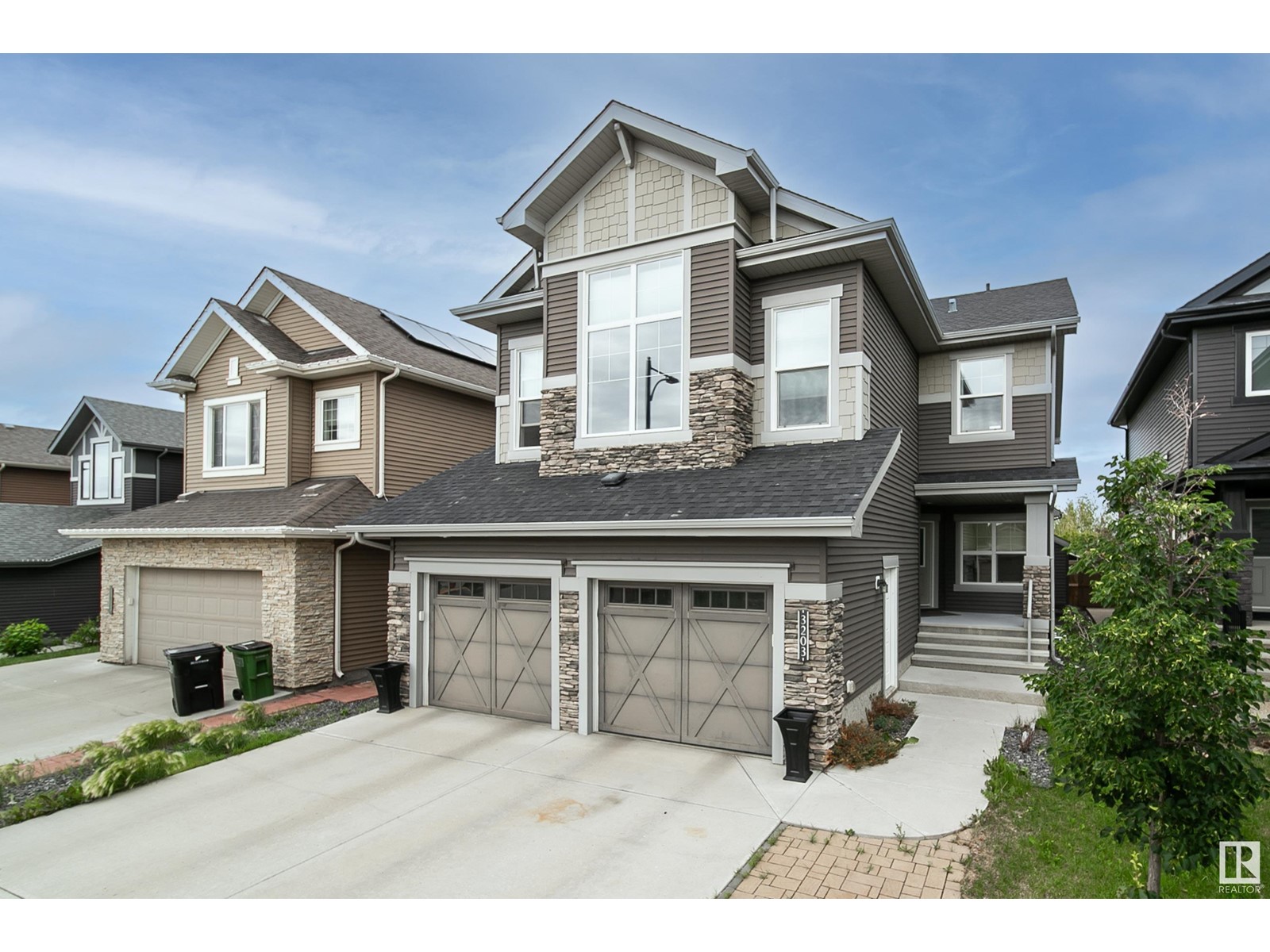 Property at 3203 WINSPEAR CR SW image 2