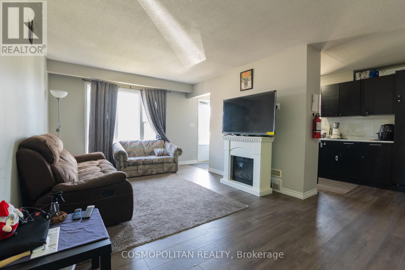 Property at 7 MCDOUGALL DRIVE image 3