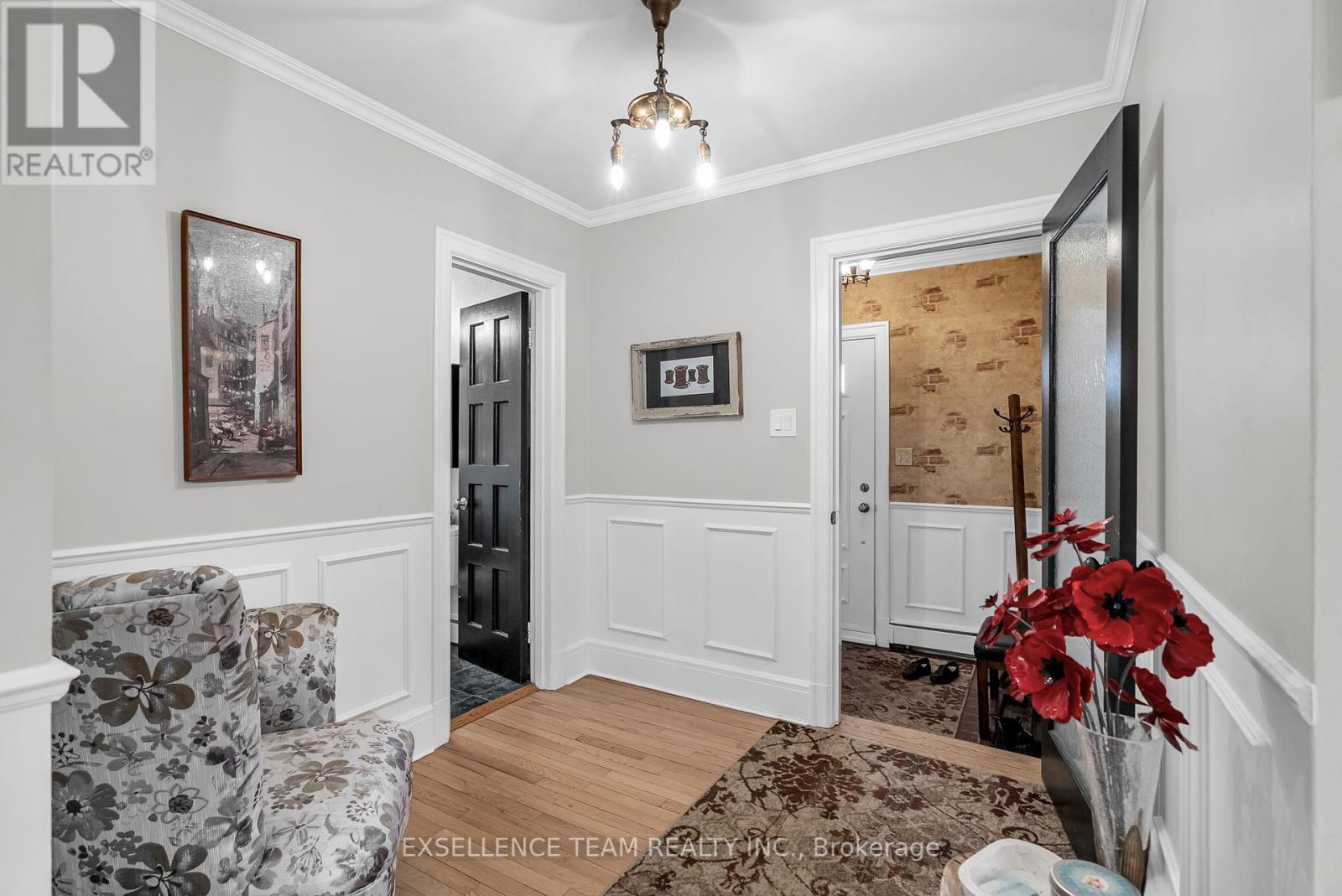 Property at 521 SYDNEY STREET image 5