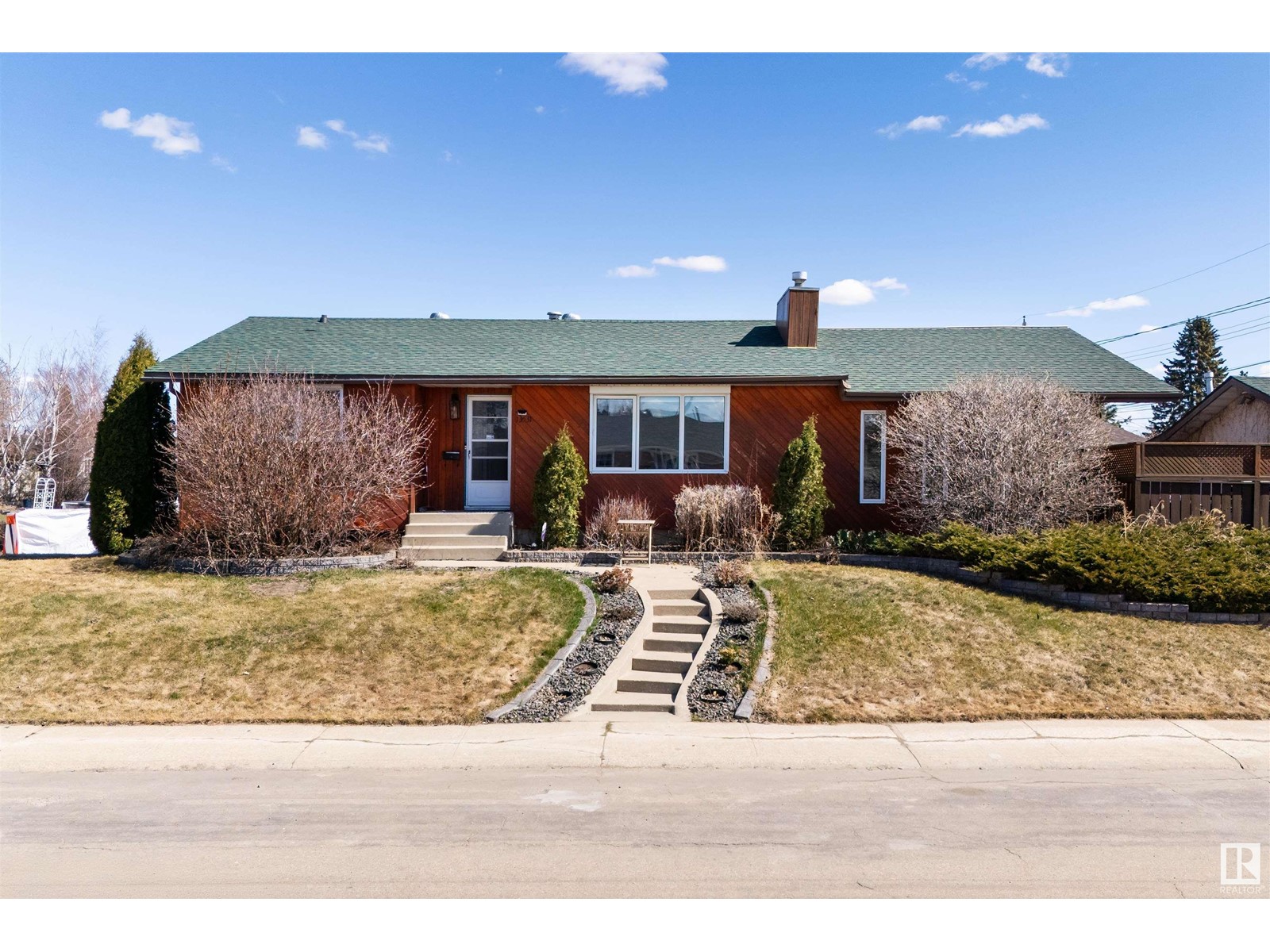 Property at 13531 85A ST NW image 1