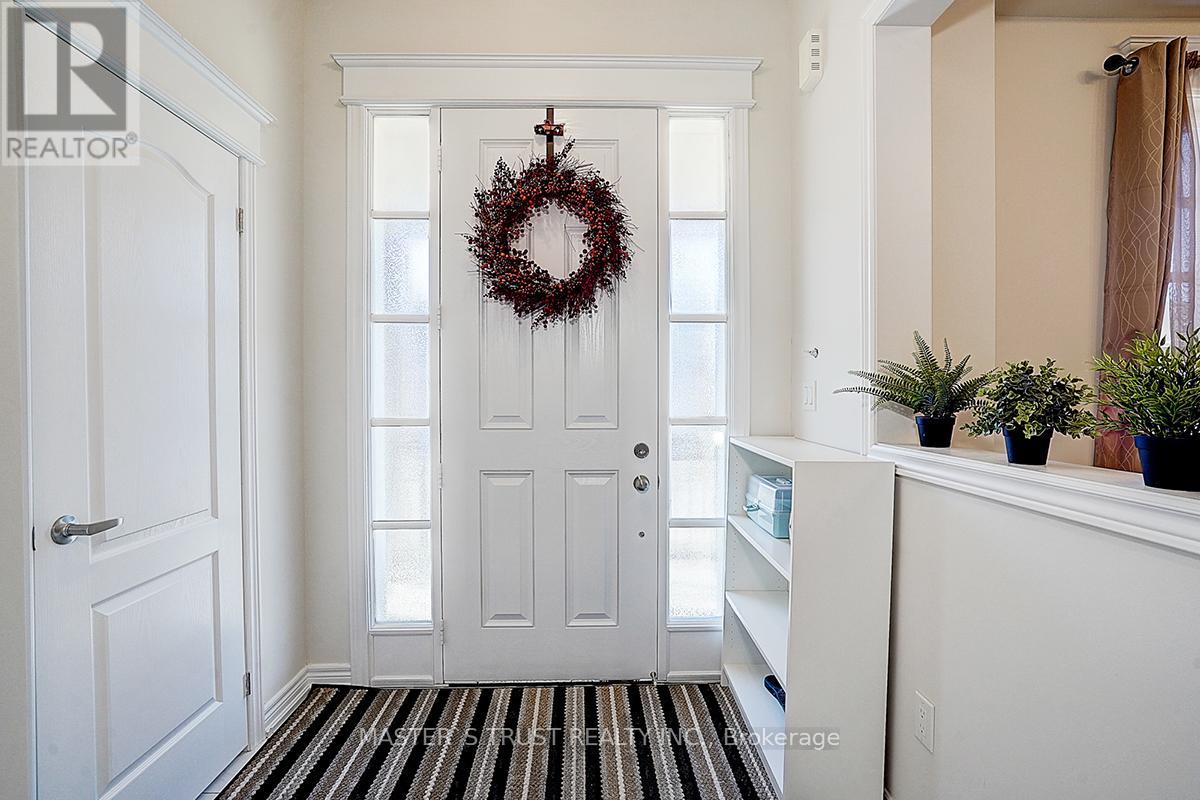 Property at 242 PARADELLE DRIVE image 3