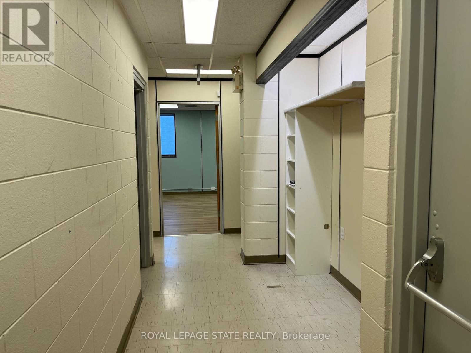 111 Broad Street E, Haldimand, Ontario  N1A 1S6 - Photo 15 - X12091739