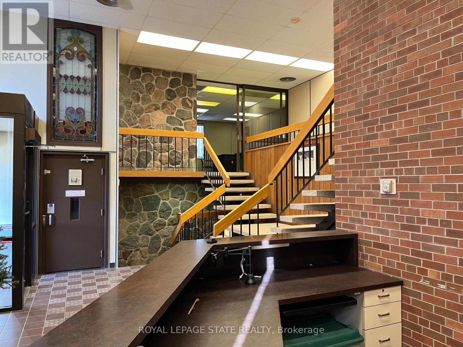111 Broad Street E, Haldimand, Ontario  N1A 1S6 - Photo 6 - X12091739