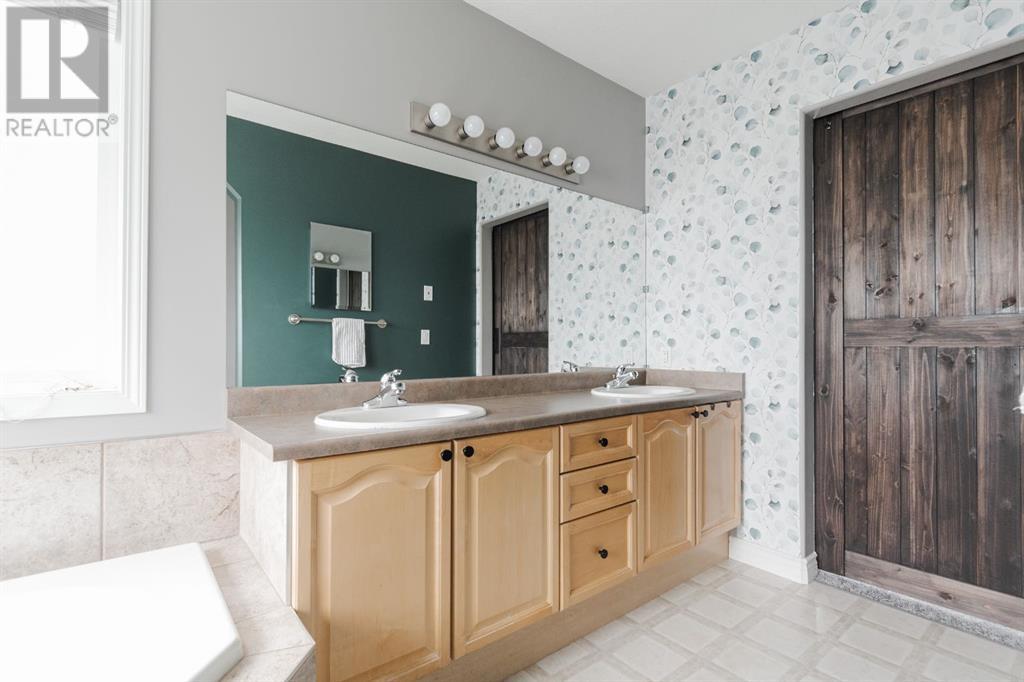233 Archibald Close, Fort Mcmurray, Alberta  T9K 2P5 - Photo 28 - A2211960