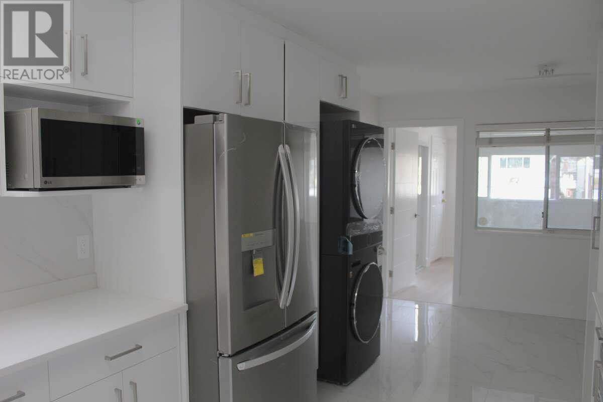 Property at 5811 SPROTT STREET image 3