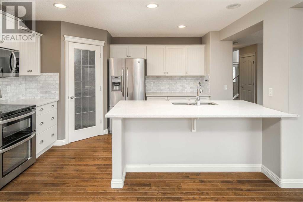 223 Royal Oak Heights Nw, Calgary, Alberta  T3G 5V4 - Photo 5 - A2212481