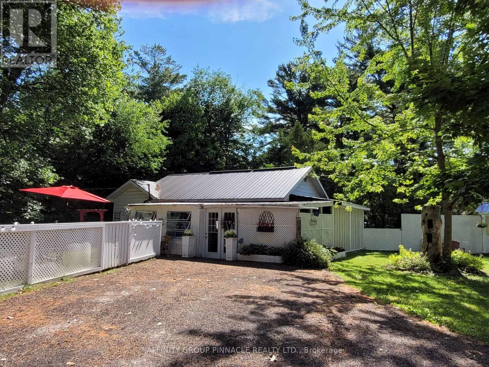 Property at 8 PARKHILL DRIVE image 1