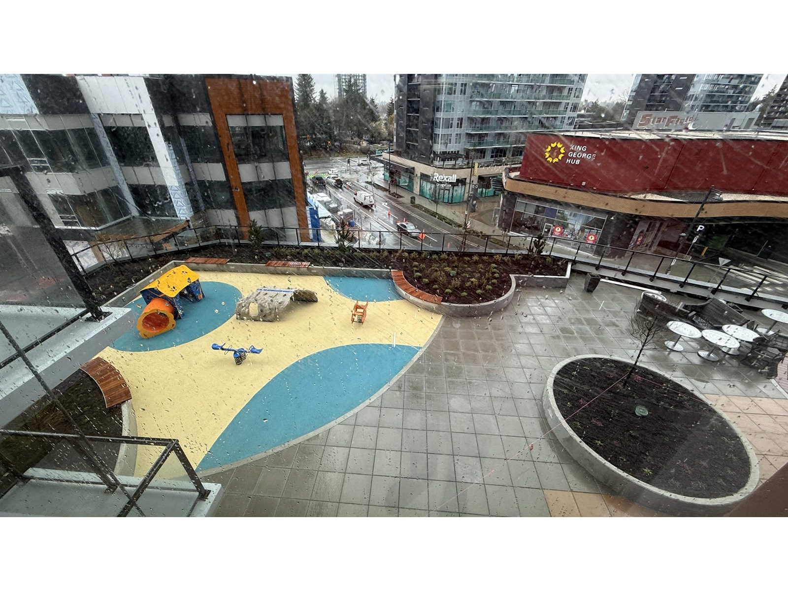 512 13725 George Junction, Surrey, British Columbia  V3T 4Y3 - Photo 16 - R2991072