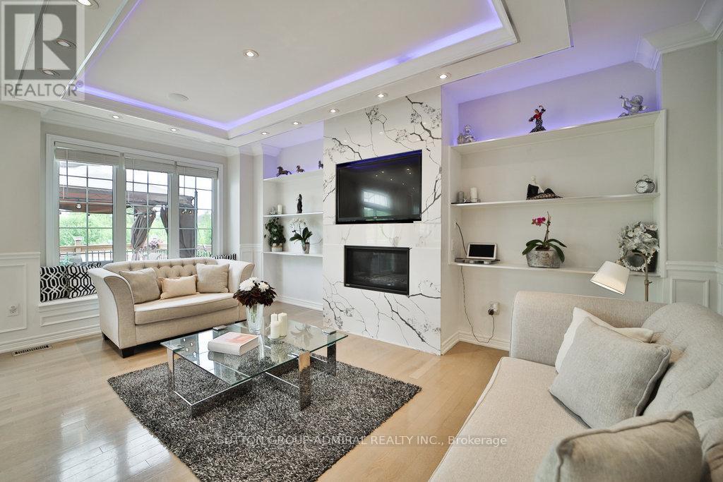 15 Jocada Court, Richmond Hill, Ontario  L4E 0Z5 - Photo 6 - N12089669