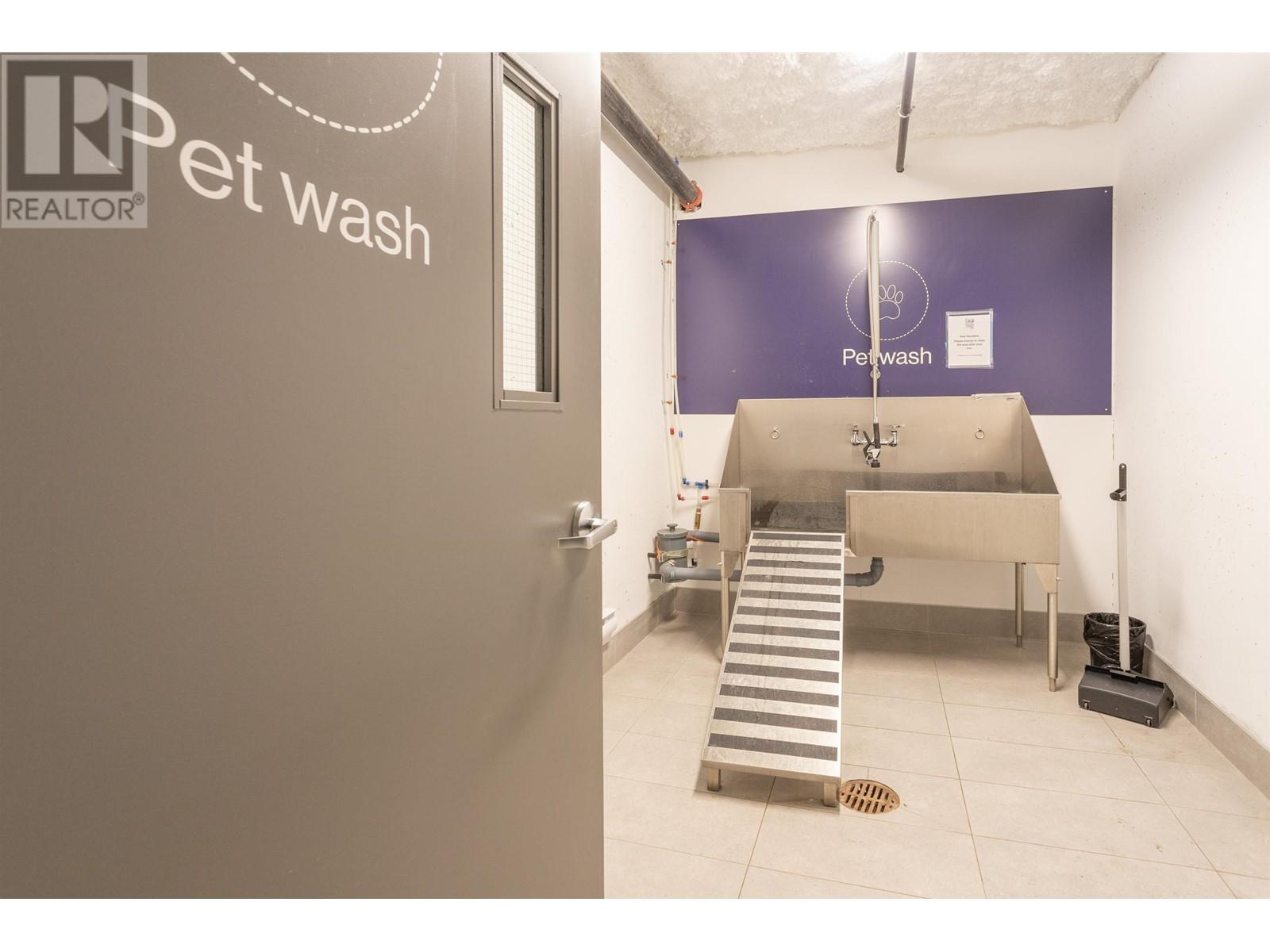 Listing Picture 27 of 40 : 513 3430 E KENT AVENUE SOUTH, Vancouver / 溫哥華 - 魯藝地產 Yvonne Lu Group - MLS Medallion Club Member