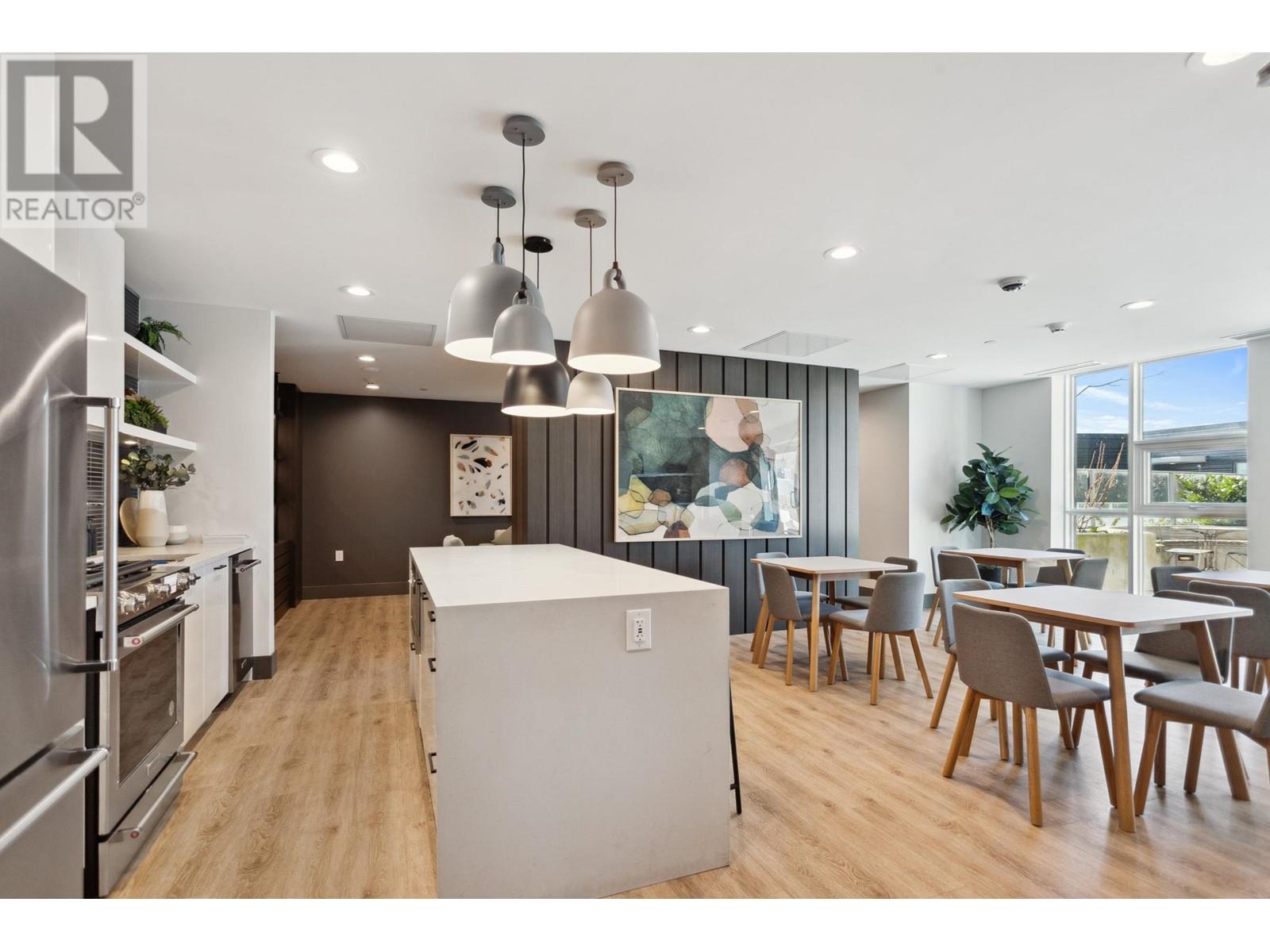 Listing Picture 30 of 40 : 513 3430 E KENT AVENUE SOUTH, Vancouver / 溫哥華 - 魯藝地產 Yvonne Lu Group - MLS Medallion Club Member