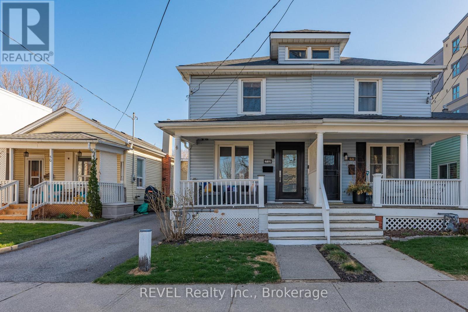 Property at 48 1/2 WELLINGTON STREET image 1