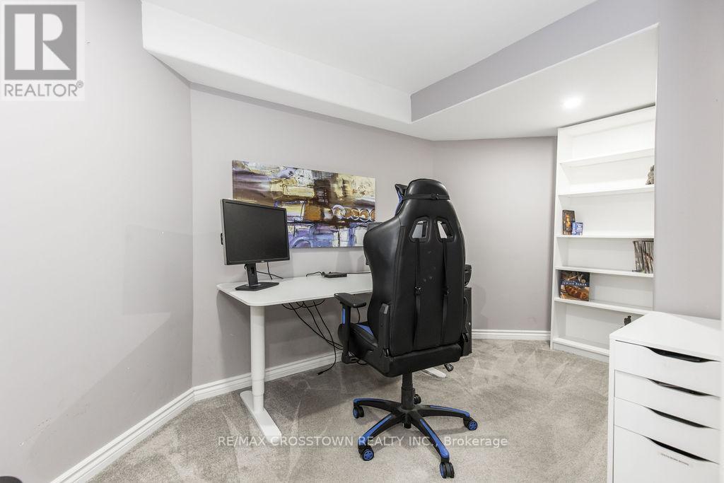 52 Penvill Trail, Barrie, Ontario  L4N 5M8 - Photo 43 - S12075451