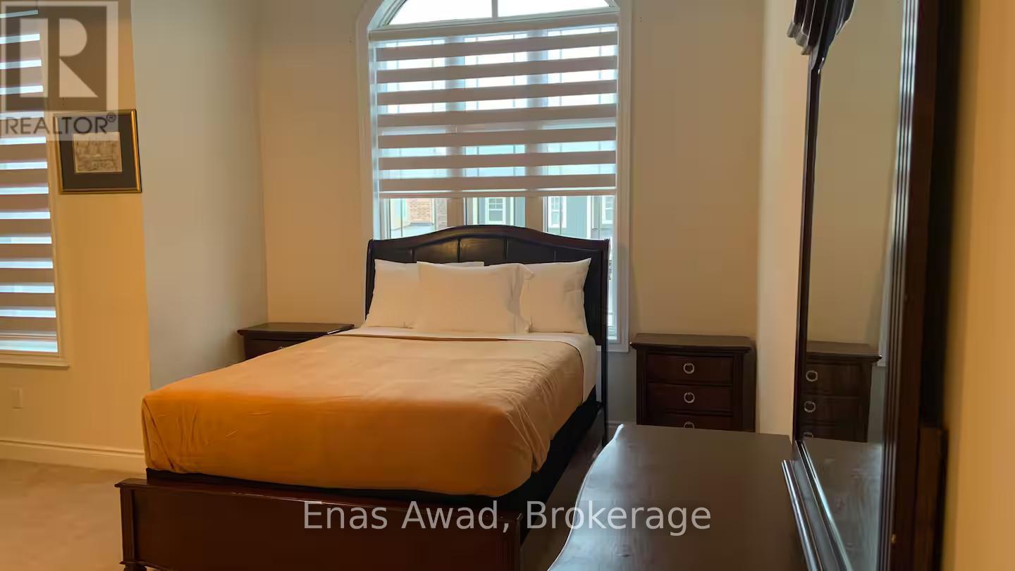 1345 Bardeau Street, Innisfil, Ontario  L0L 1W0 - Photo 22 - N12068031